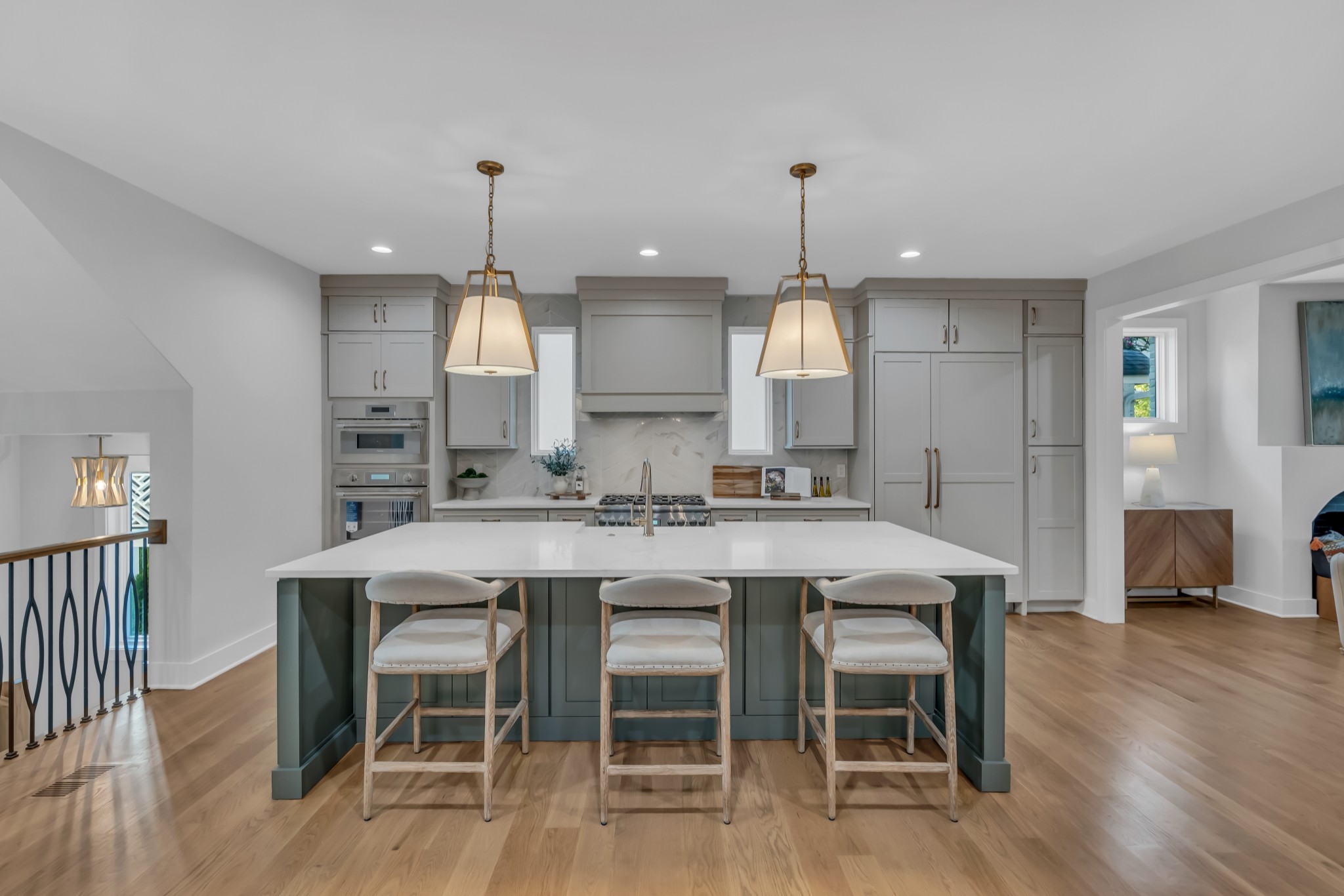 Chef’s Island & Formal Dining